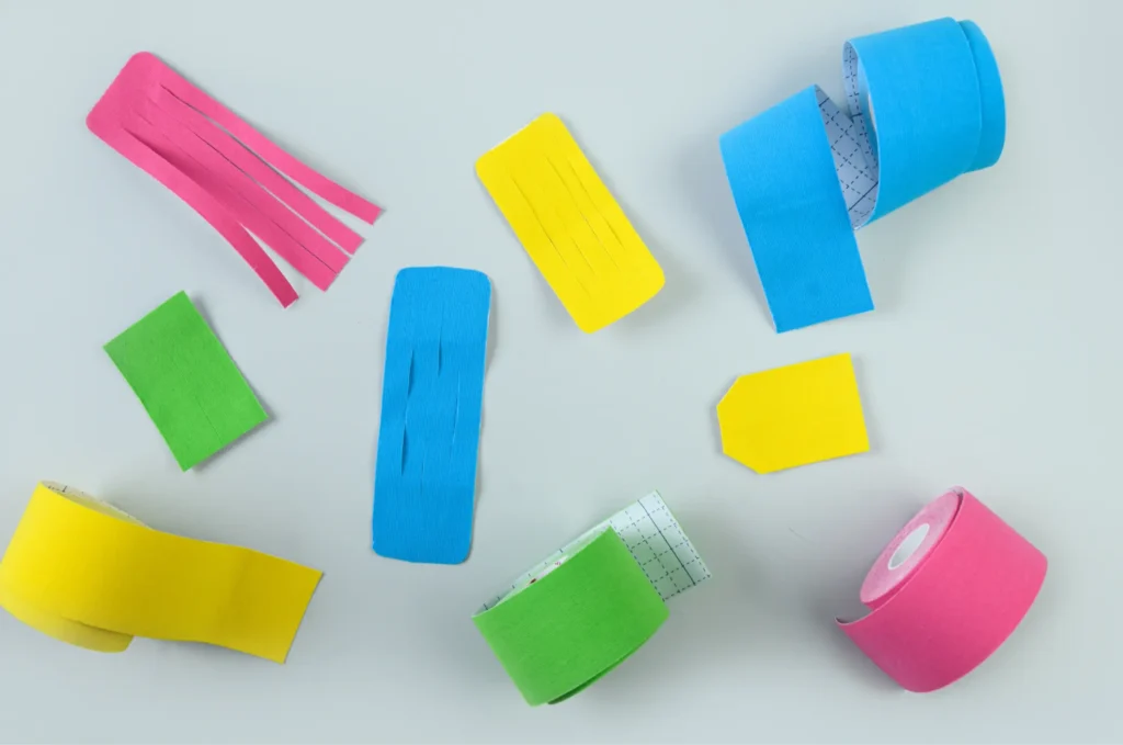 Različne vrste kinezioloških trakov